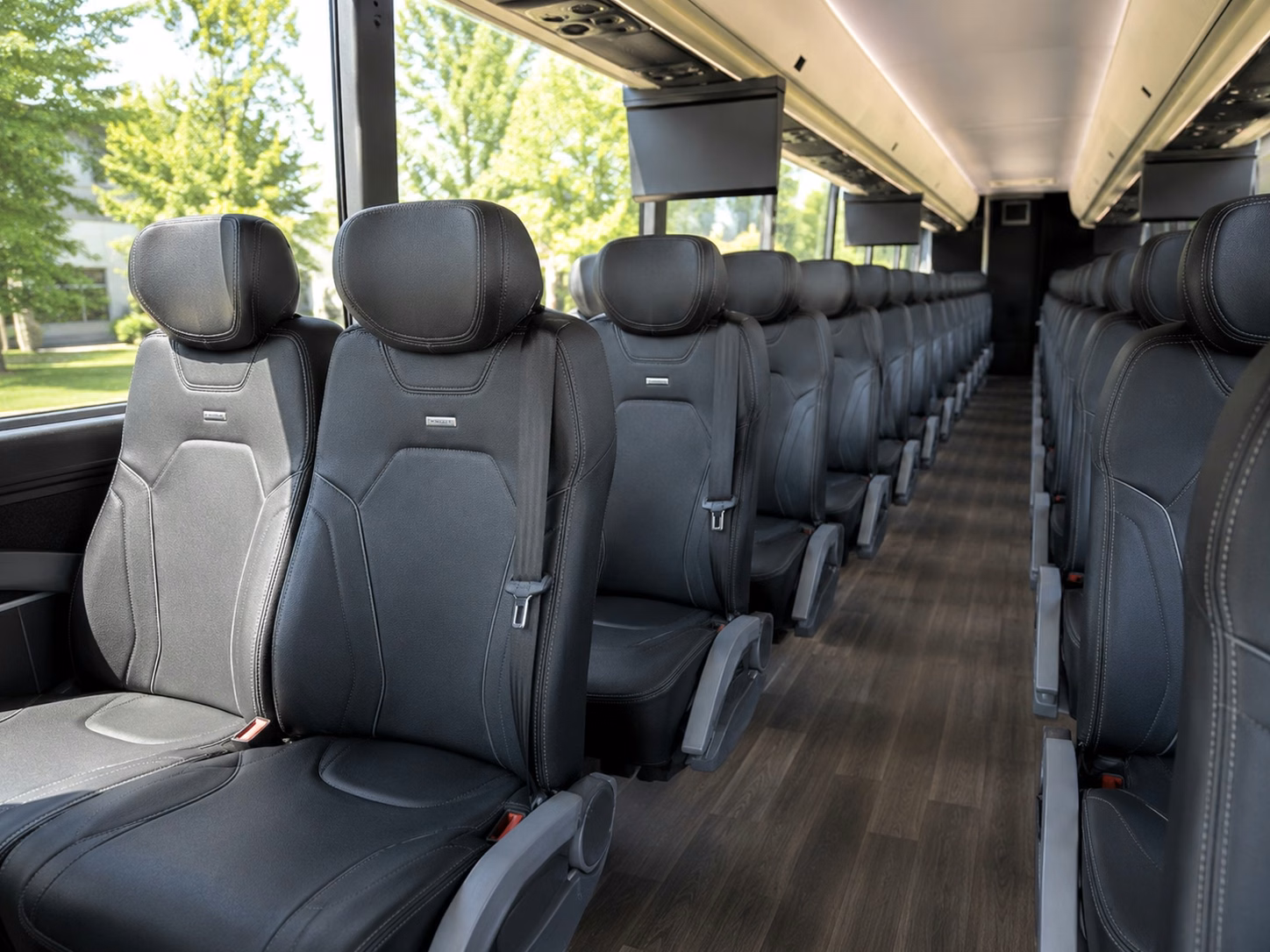 airport shuttle buses for york wedding guests flying into central pennsylvania